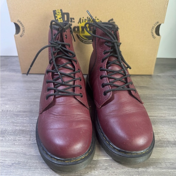 Dr. Martens 1460 J Cherry Leather Boots big kids 6/womens 6.5-7/EU37 - Picture 2 of 9